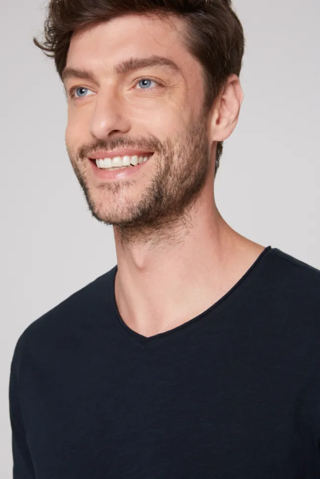 Herren CAMP DAVID & SOCCX Basic T-Shirt V-Neck mit Used-Kante blue navy