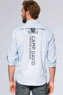 Herren CAMP DAVID & SOCCX Hemd mit Webstruktur und Artworks, Regular Fit light blue