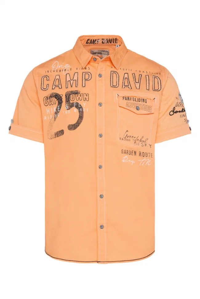 Herren CAMP DAVID & SOCCX Kurzarmhemd mit Logo-Applikationen sunrise orange