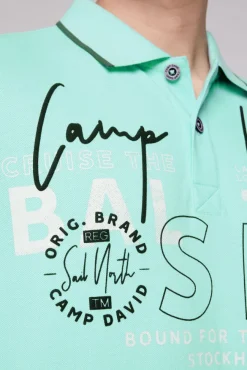 Herren CAMP DAVID & SOCCX Poloshirt aus Pikee mit Rubber Print flash aqua | M