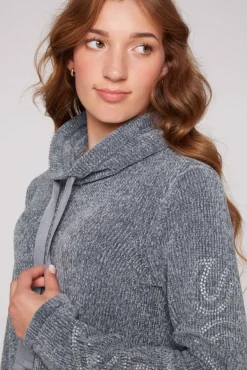 Damen CAMP DAVID & SOCCX Rollkragenpullover in Chenillestrick mit Logo Prints cold grey