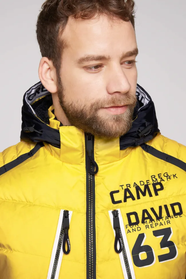 Herren CAMP DAVID & SOCCX Steppjacke im Colour Design mit Logo Artworks yellow sun