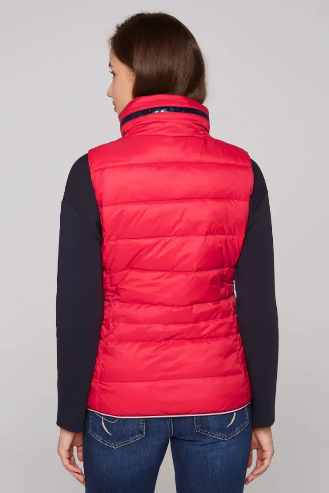 Damen CAMP DAVID & SOCCX Steppweste mit Kapuze im Stehkragen clear red