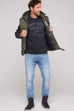 Herren CAMP DAVID & SOCCX Steppweste mit Kapuze und Rücken-Print medium khaki