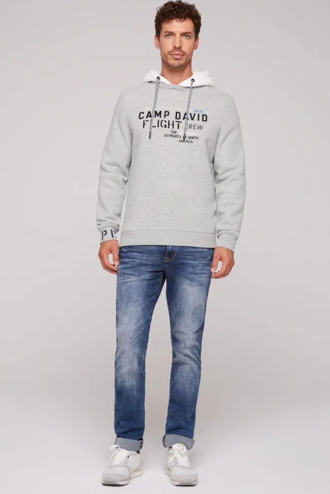 Herren CAMP DAVID & SOCCX Sweatshirt mit Kontrastkapuze und Logo-Stickereien granite melange