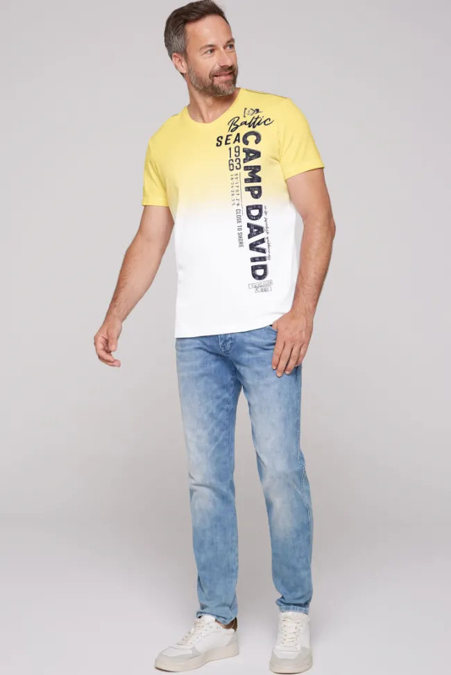 Herren CAMP DAVID & SOCCX T-Shirt Dip Dye mit senkrechtem Logo Artwork light lime