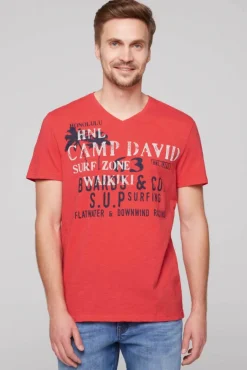 Herren CAMP DAVID & SOCCX T-Shirt mit V-Neck und Print Artwork skipper red